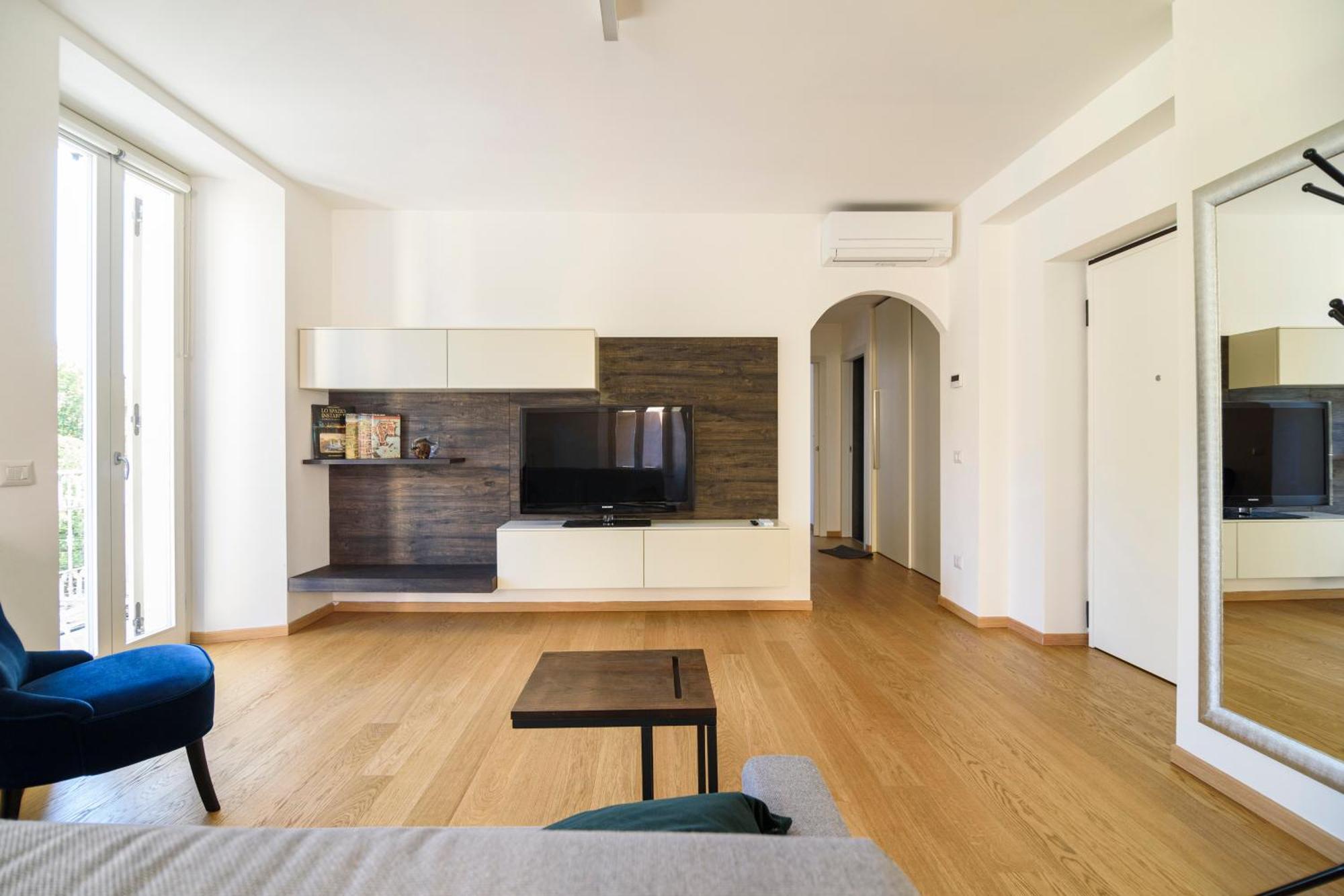 Apartamento Historical Center - Free Parking And Private Terrace Como Exterior foto