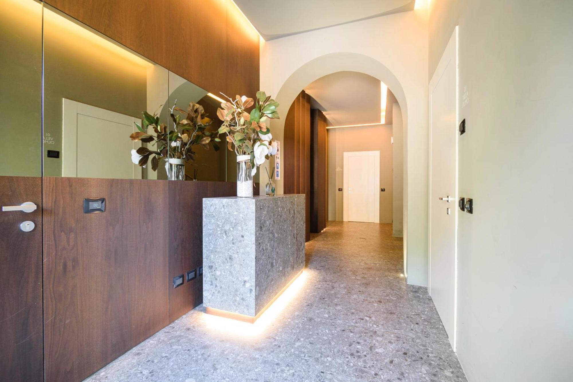 Apartamento Historical Center - Free Parking And Private Terrace Como Exterior foto